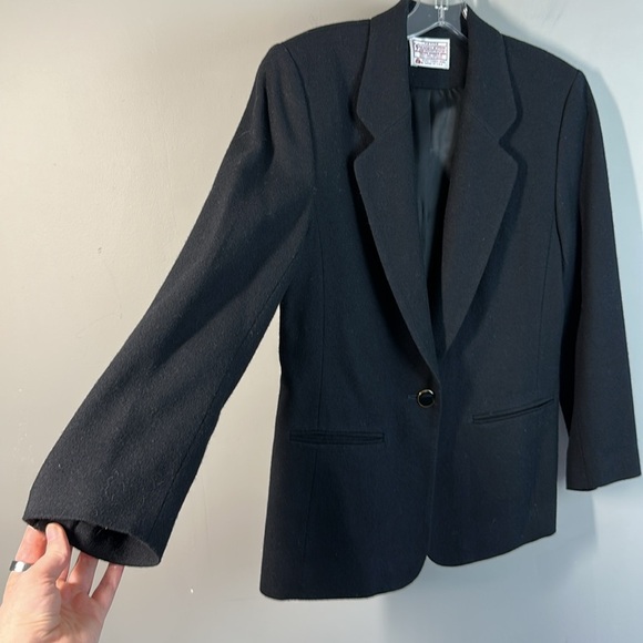 Vintage Pendleton Black 100% Virgin Wool Blazer Size 6 Petite - Picture 10 of 16